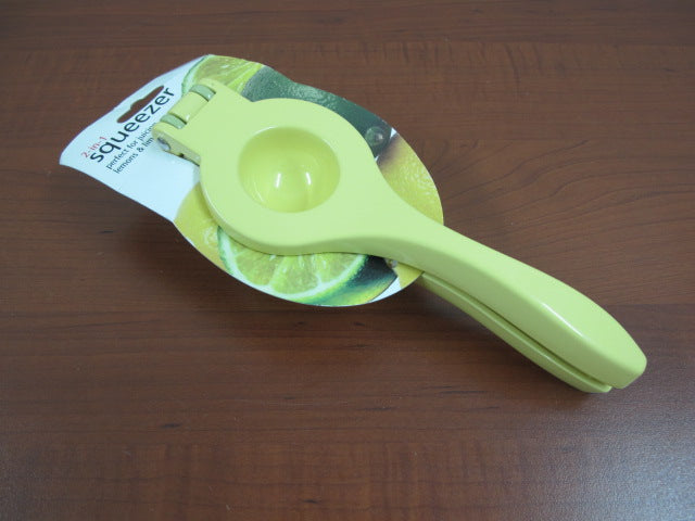Lime and Lemon Squeezer