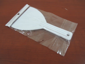 Plastic Scraper 16cm