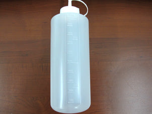 Sauce plastic bottle with cover 1L