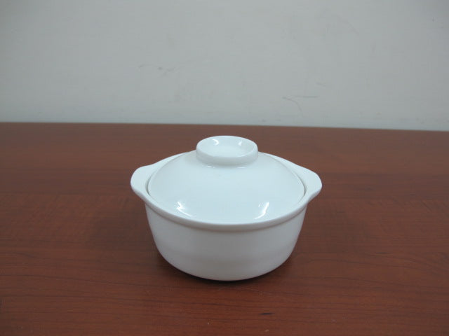 Porcelain Covered Small pot for oven
